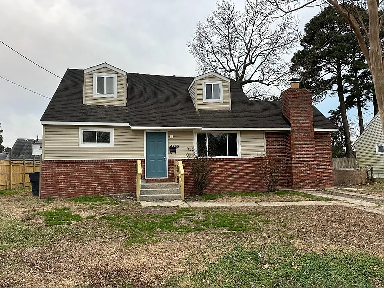 4833 Peachcreek Ln — Photo 1