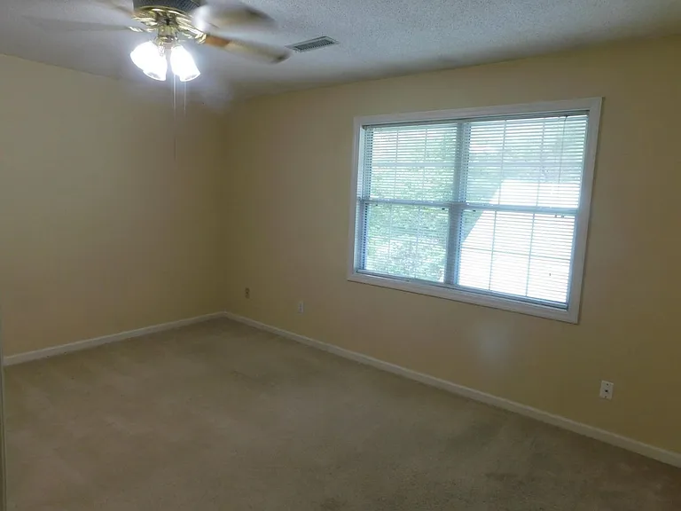 2209 Mourning Dove Ln — Photo 11