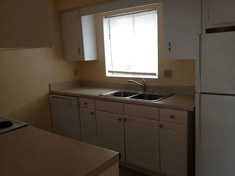 2705C Hidden Lake Blvd — Photo 14