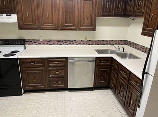 211 Walter St #1, Carmel, IN