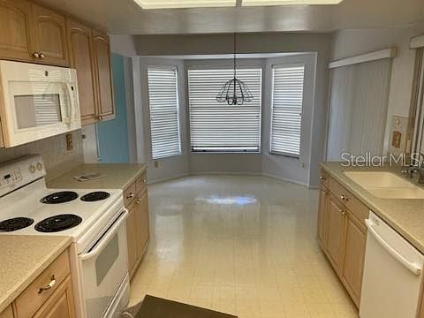 1st image of 3543 Pine Lake Ct