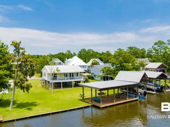15851 Keeney Dr, Fairhope, AL 36532