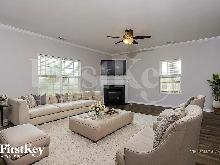 5921 Sandpiper Farm Ln — Photo 3