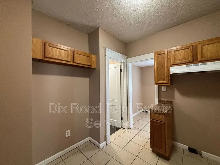 208 Garfield St — Photo 12
