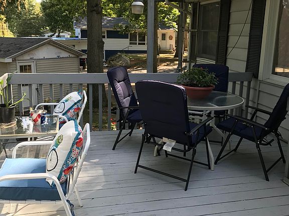4th image of 2371 Oakwood Dr