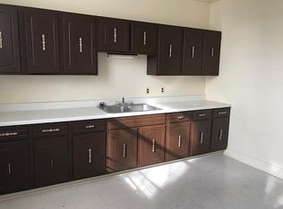 2604 N 4th St #326, Clinton, IA 52732