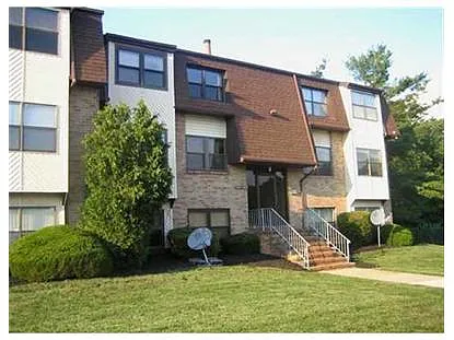 1945 Raspberry Ct photo 1