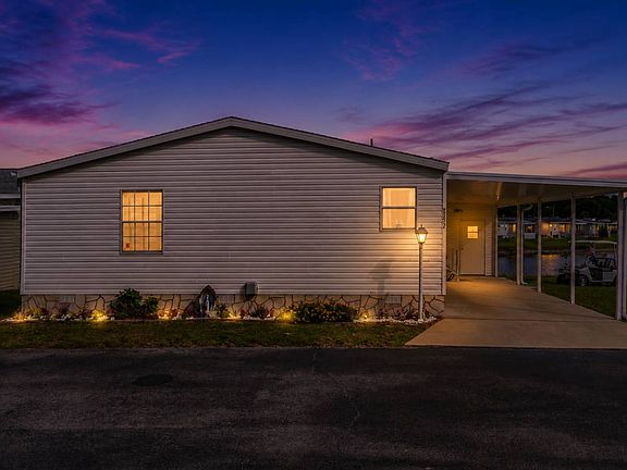 3rd image of 25717 Alicia Dr