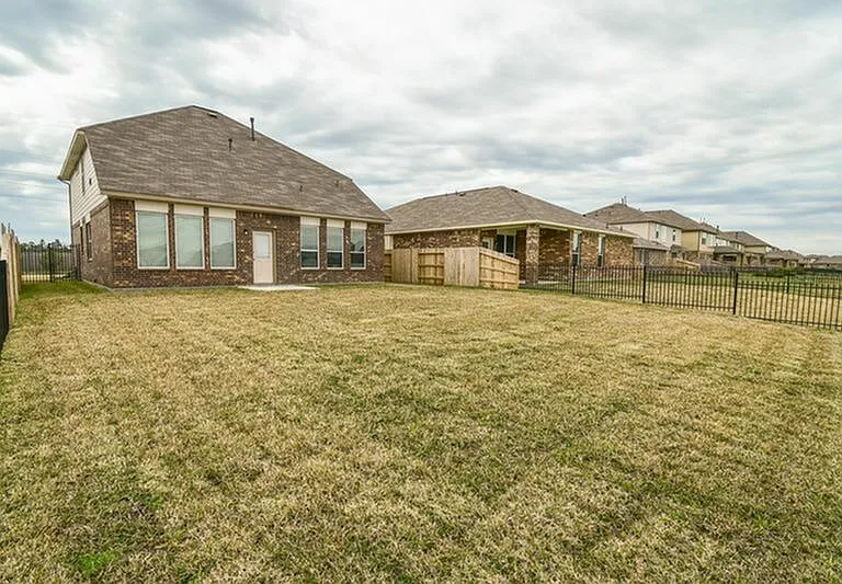 3783 Lake Bend Shore Dr — Photo 9