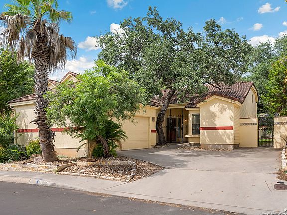 2nd image of 2511 CHESTNUT BND