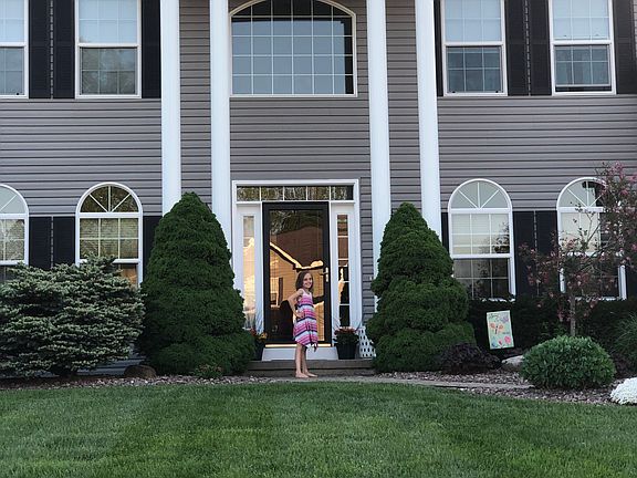 2nd image of 8714 Lavender Ln