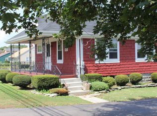 1615 E Main Rd, Portsmouth, RI 02871