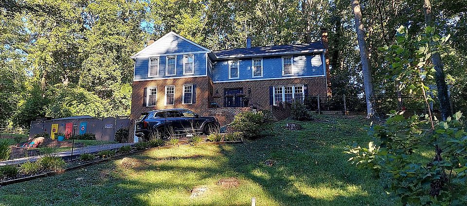 1st image of 120 Blackfoot Dr