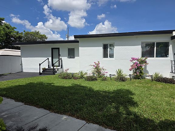 2nd image of 5350 E 3rd Ave