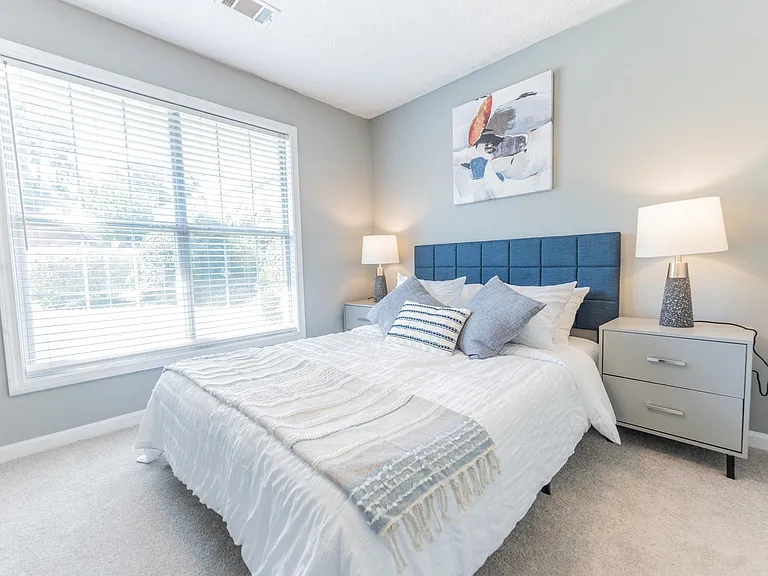 4589 Brook Farms Dr — Photo 4