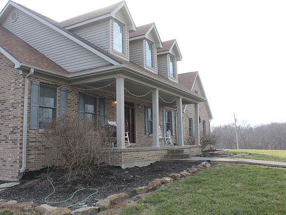 3rd image of 120 Reece Rd