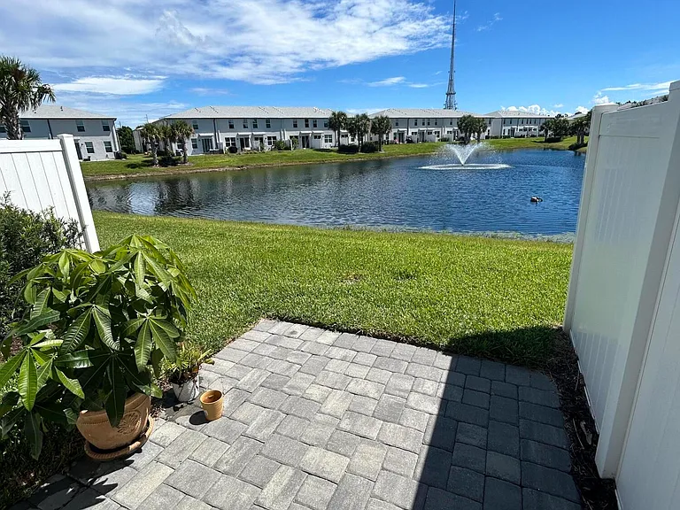 5630 N Enclave Dr — Photo 6