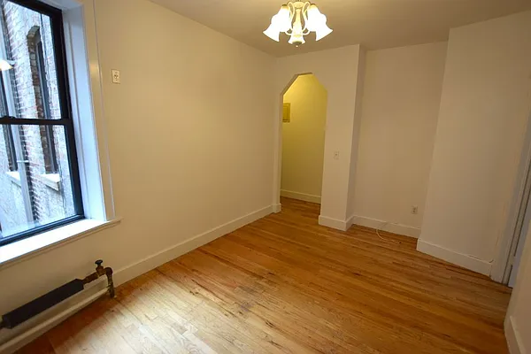 Rented by Your Vanity Realty | media 15