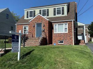 113 Grove St #1, Elmwood Park, NJ 07407