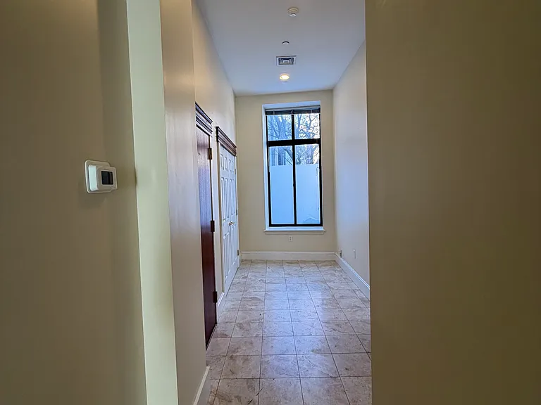 108 Richmond St #1 — Photo 6