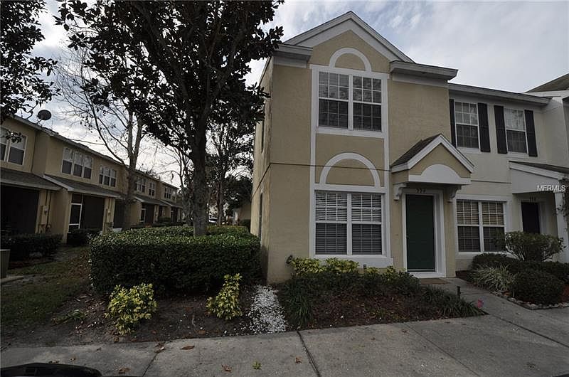 1st image of 994 Vineland Pl