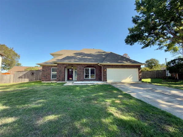 5609 Farris Dr, Arlington, TX 76017