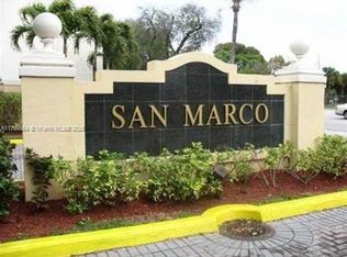 8820 Fontainebleau Blvd APT 408, Miami, FL 33172