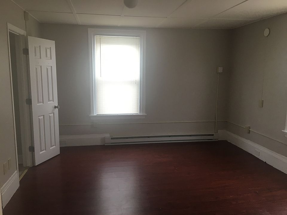 20 AMORY TER Nashua NH Zillow