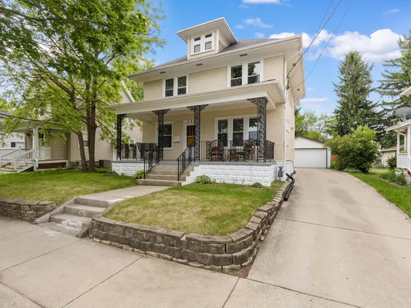 735 Beechwood AVENUE, Waukesha, WI 53186