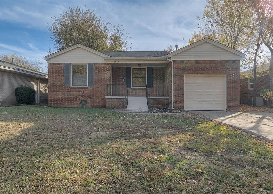 1st image of 1612 Andover Ct