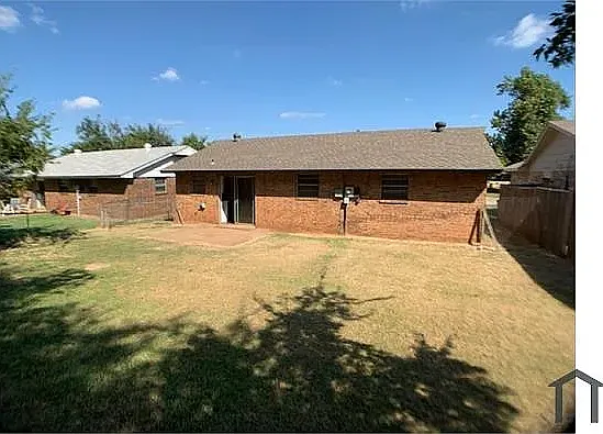 1024 NW 20th St — Photo 17