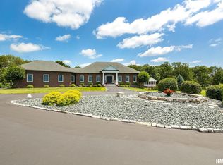 710 E 130th St, Blue Grass, IA 52726
