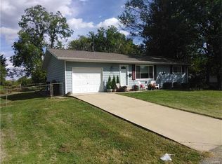 421 Franklin Ave, Troy, IL 62294