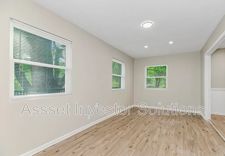 9109 Goddard St — Photo 19