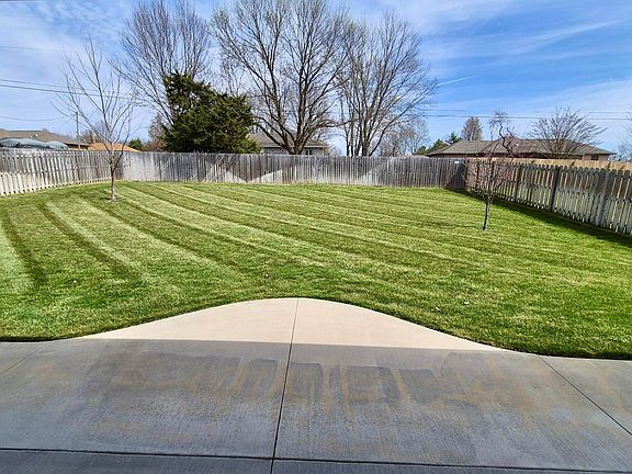 4th image of 2142 Buckhorn Road