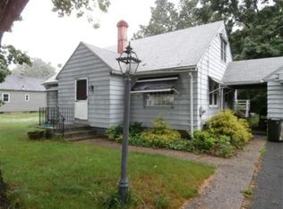 50 King St, Ludlow, MA 01056