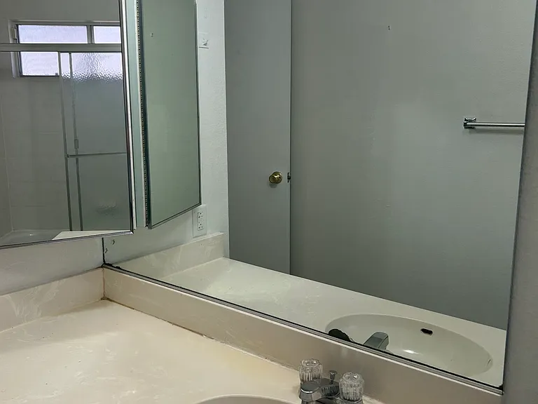 Hidden Valley Dr — Photo 3