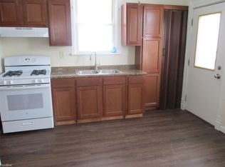 303 N Cook St #1, Barrington, IL 60010