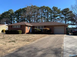 7619 Holland Dr SW, Huntsville, AL 35802