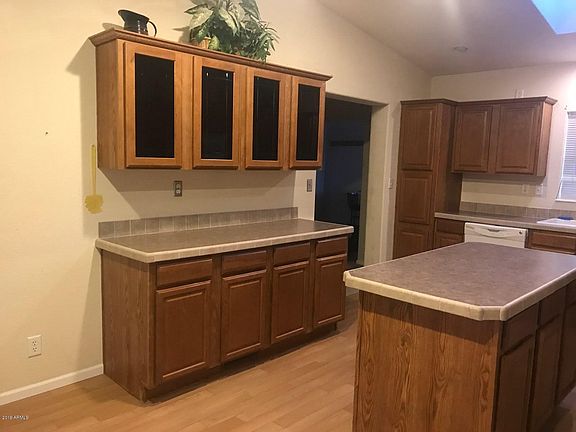 4th image of 1423 N 382ND Avenue
