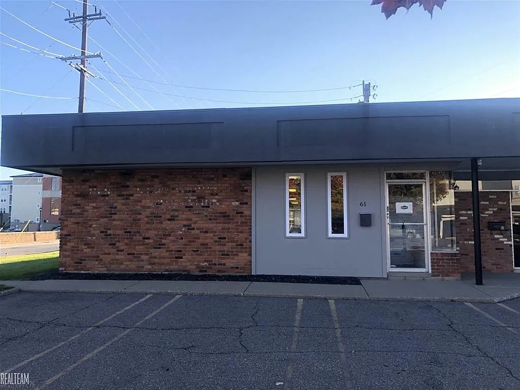 3 bed, 1400 sqft, $2,500 — Photo 2