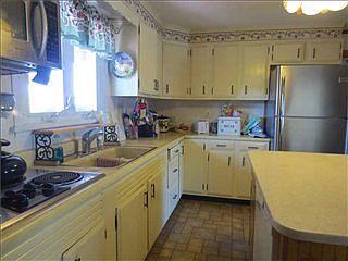 5th image of 118 Dighton Ave