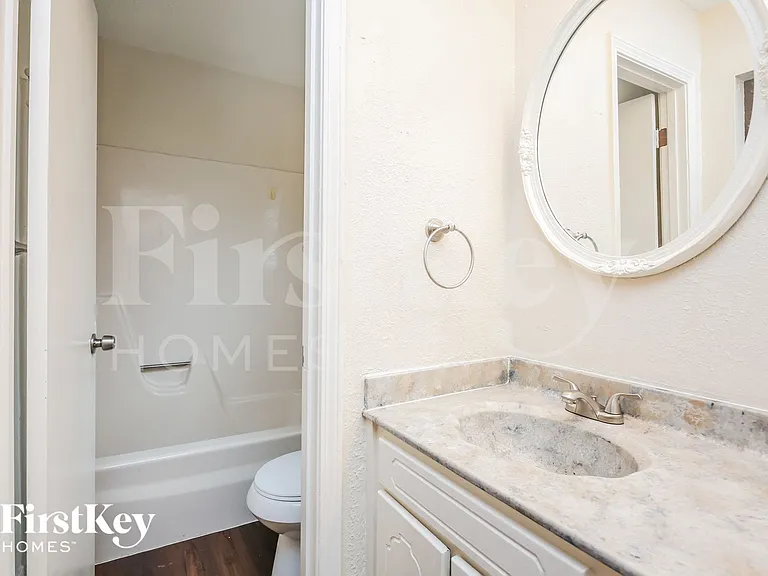 8513 Crestview Dr — Photo 11