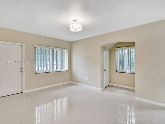 3rd image of 1199 Marseille Dr APT 15