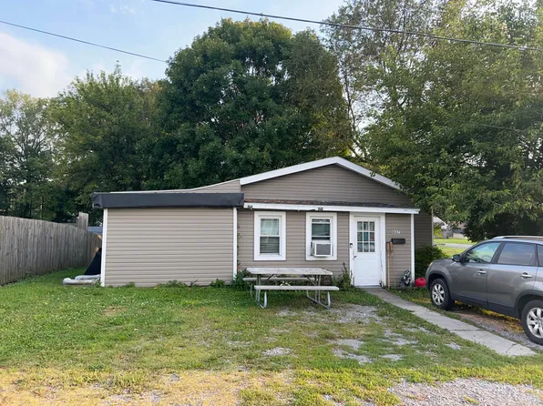 807 W Chillicothe Ave, Bellefontaine, OH 43311
