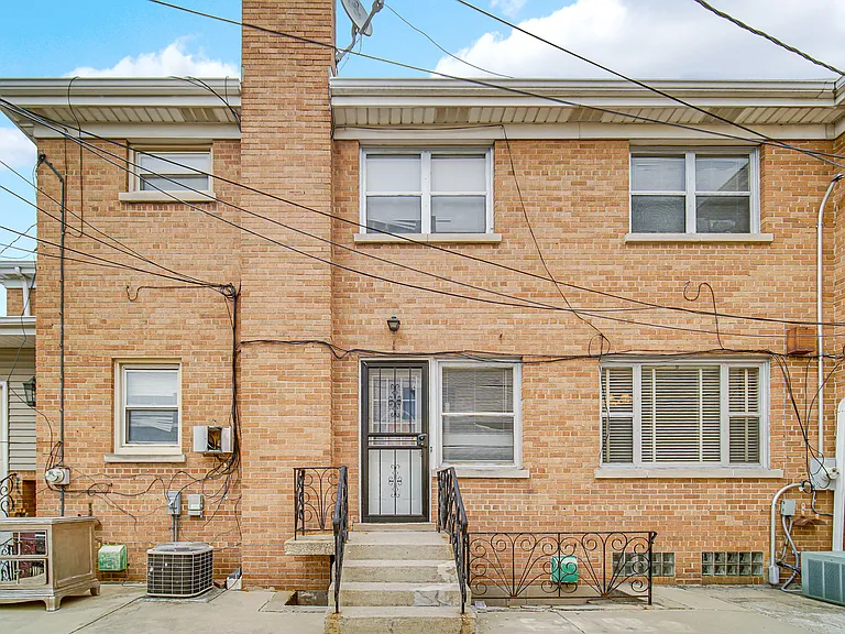 7248 N Ridge Blvd — Photo 24