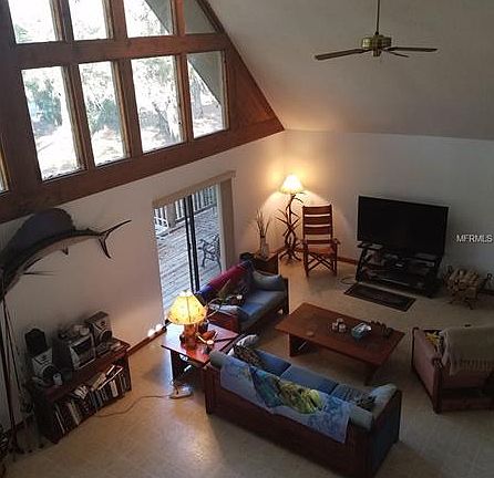 5th image of 353 Wellington Ave