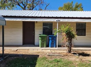 418 N Main St #2, Collinsville, TX 76233