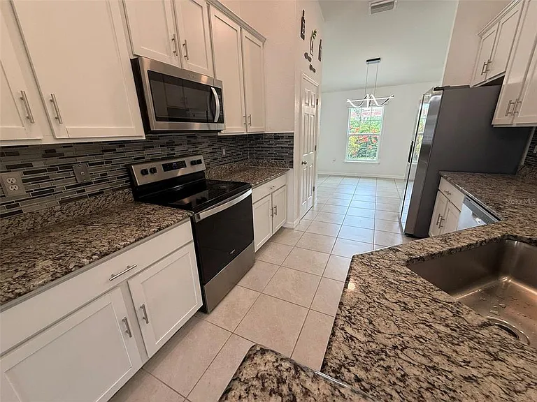 4082 Kenvil Dr — Photo 8