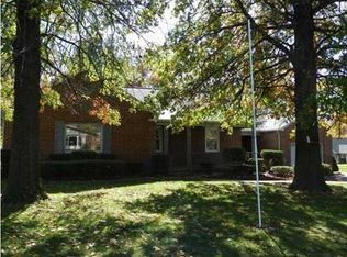 705 E John St, Fort Branch, IN 47648